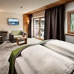 Brugger's Geniesserhotel Lanersbacherhof 호텔