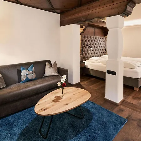 Brugger's Geniesserhotel Lanersbacherhof Тукс