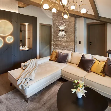 Brugger's Geniesserhotel Lanersbacherhof 4* Тукс