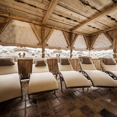 Brugger's Geniesserhotel Lanersbacherhof Отель Тукс