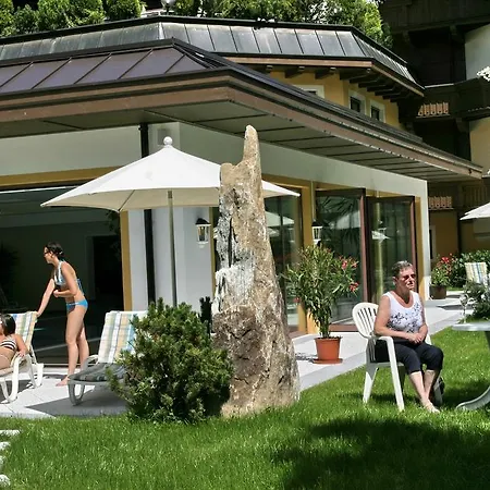 Brugger's Geniesserhotel Lanersbacherhof Ξενοδοχείο 4*