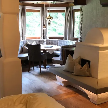 מלון Brugger's Geniesserhotel Lanersbacherhof 4*