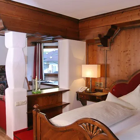 Brugger's Geniesserhotel Lanersbacherhof מלון