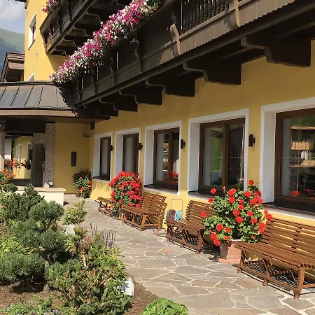Brugger's Geniesserhotel Lanersbacherhof מלון טוקס